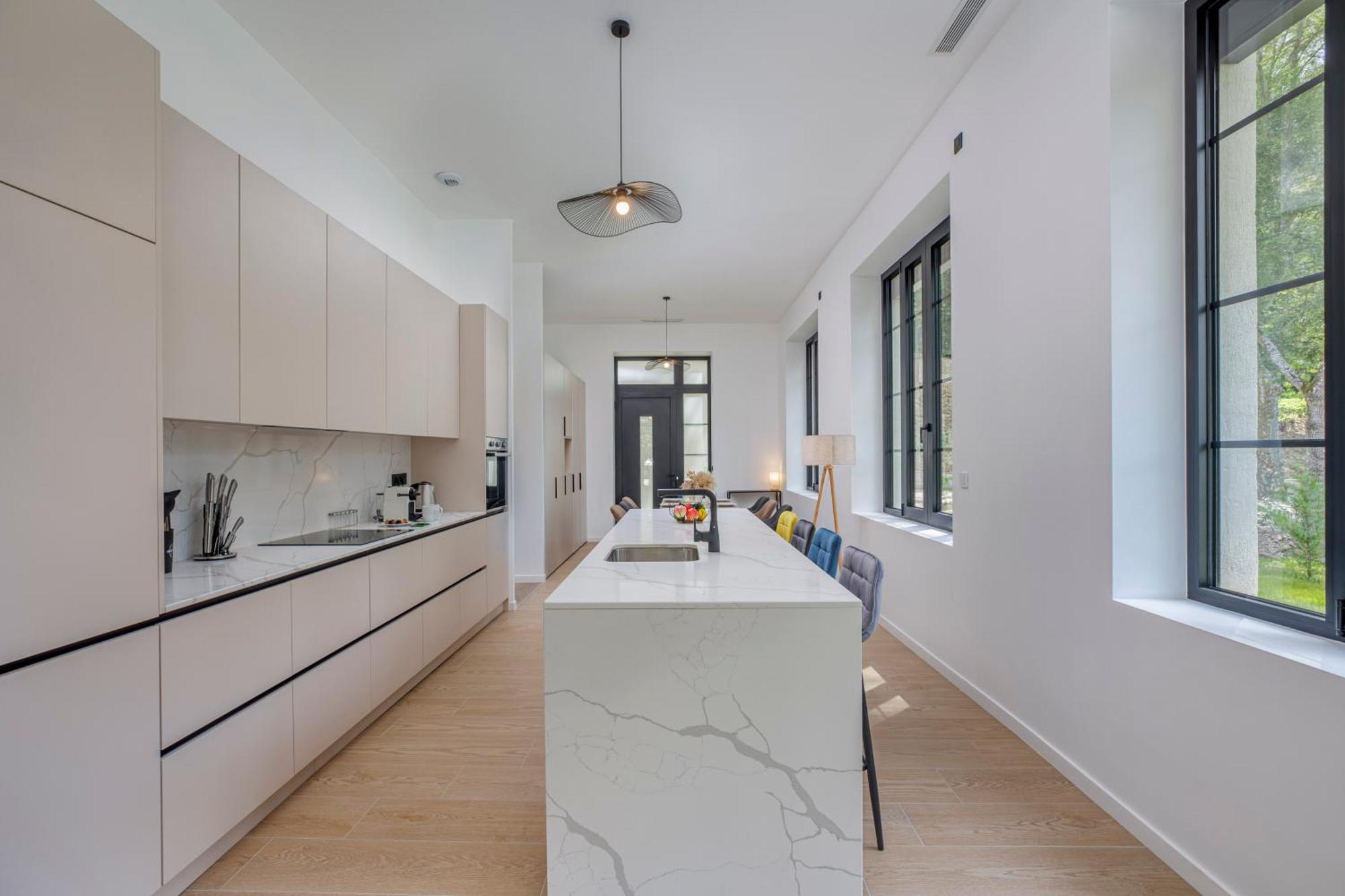1 - Grand Appartement Spacieux Dans Un Chateau Du 17Eme Siecle, A 15Min De Lyon Vourles Exterior photo