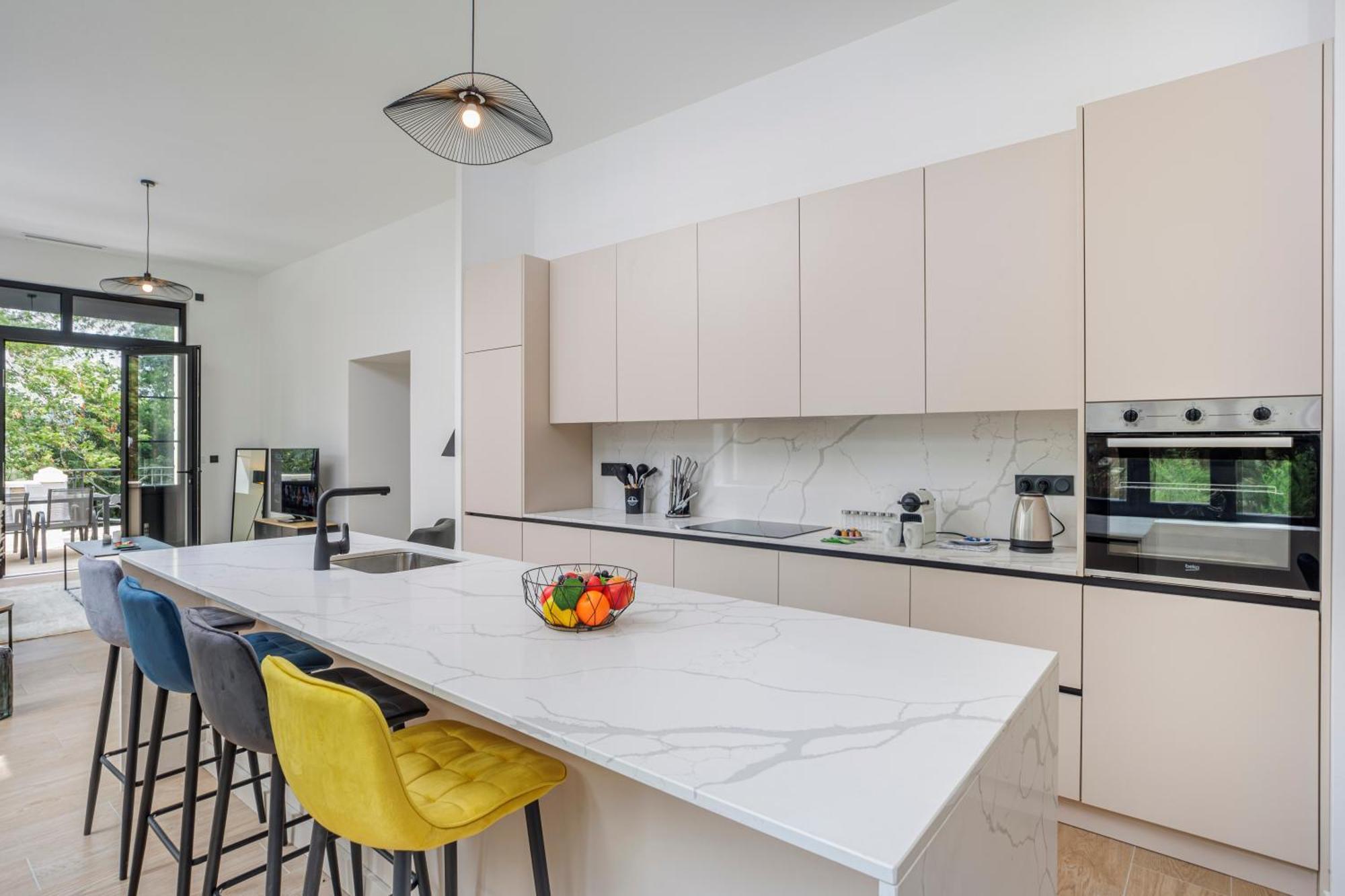 1 - Grand Appartement Spacieux Dans Un Chateau Du 17Eme Siecle, A 15Min De Lyon Vourles Exterior photo