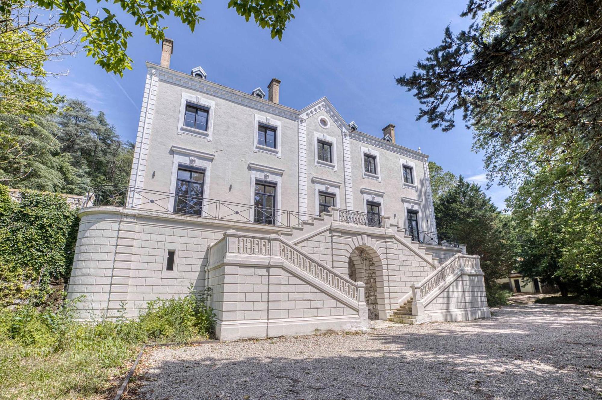 1 - Grand Appartement Spacieux Dans Un Chateau Du 17Eme Siecle, A 15Min De Lyon Vourles Exterior photo