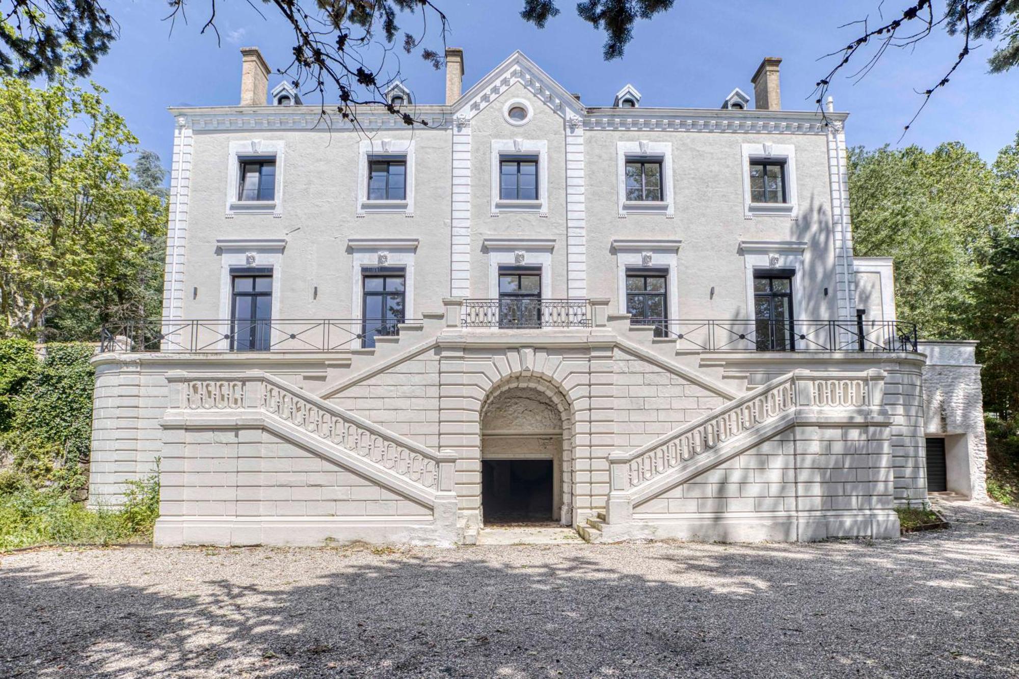 1 - Grand Appartement Spacieux Dans Un Chateau Du 17Eme Siecle, A 15Min De Lyon Vourles Exterior photo
